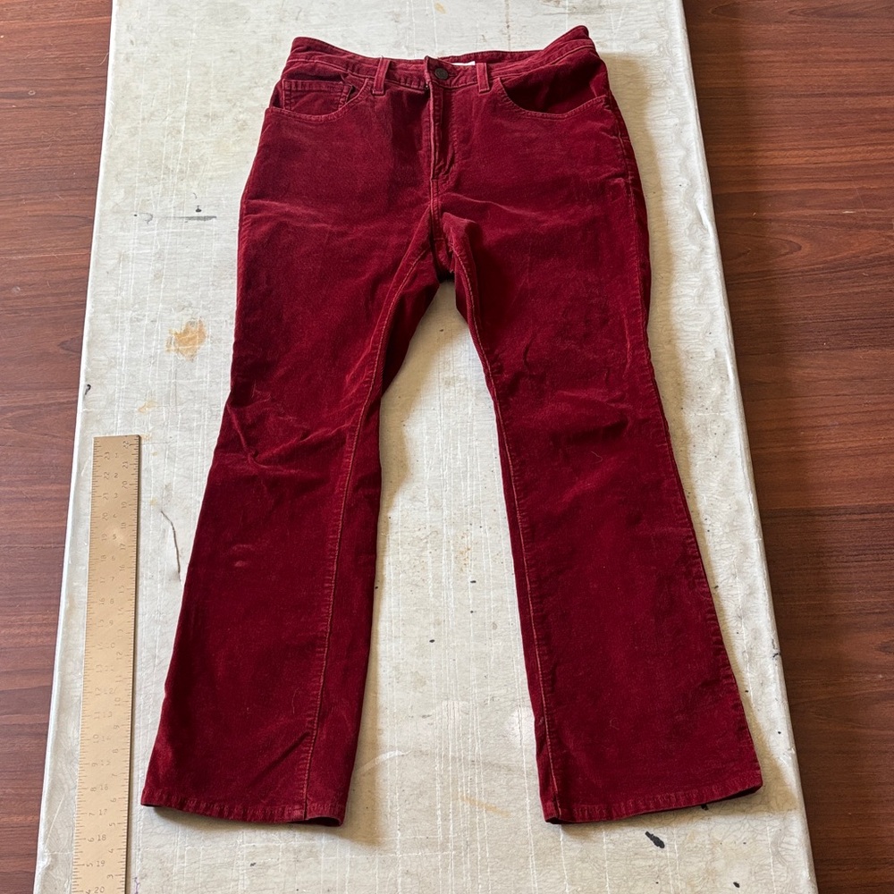 Levi's Women's Boot Cut Corduroy Pants in Burgundy